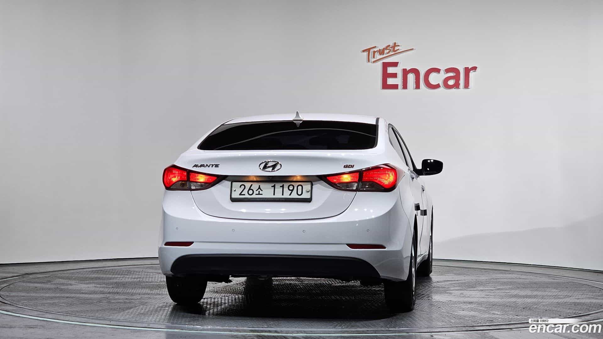 AVANTE Hyundai 2014.6-OUTER-004