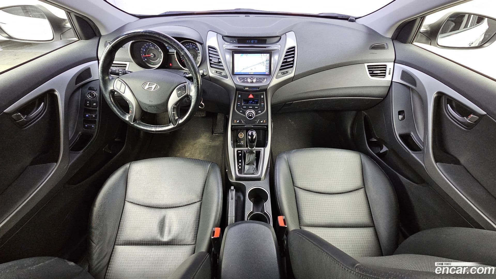 Main__Slider__Photo:AVANTE Hyundai 2014.6-6