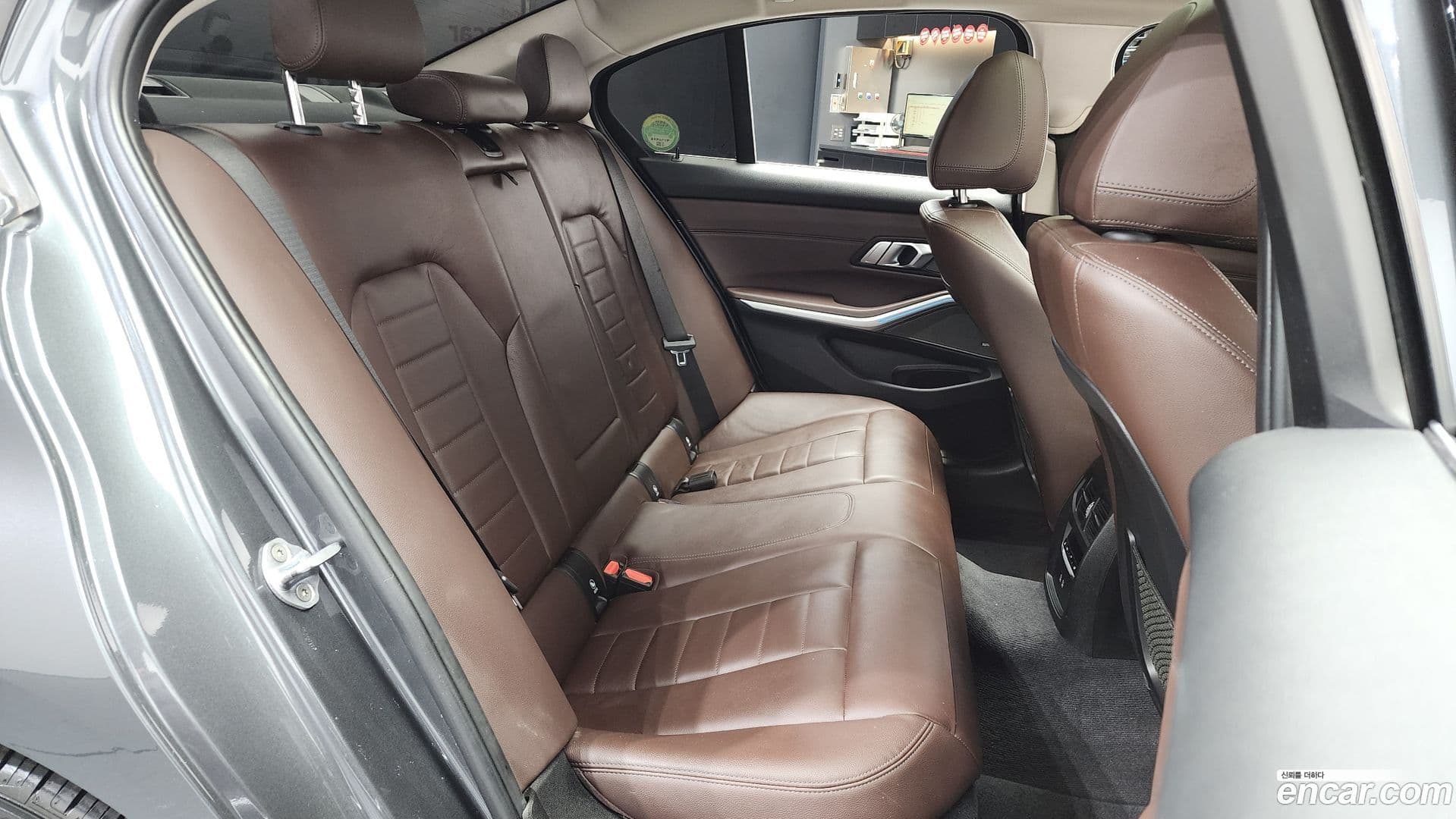 Main__Slider__Photo:3-Series BMW 2021.0-11