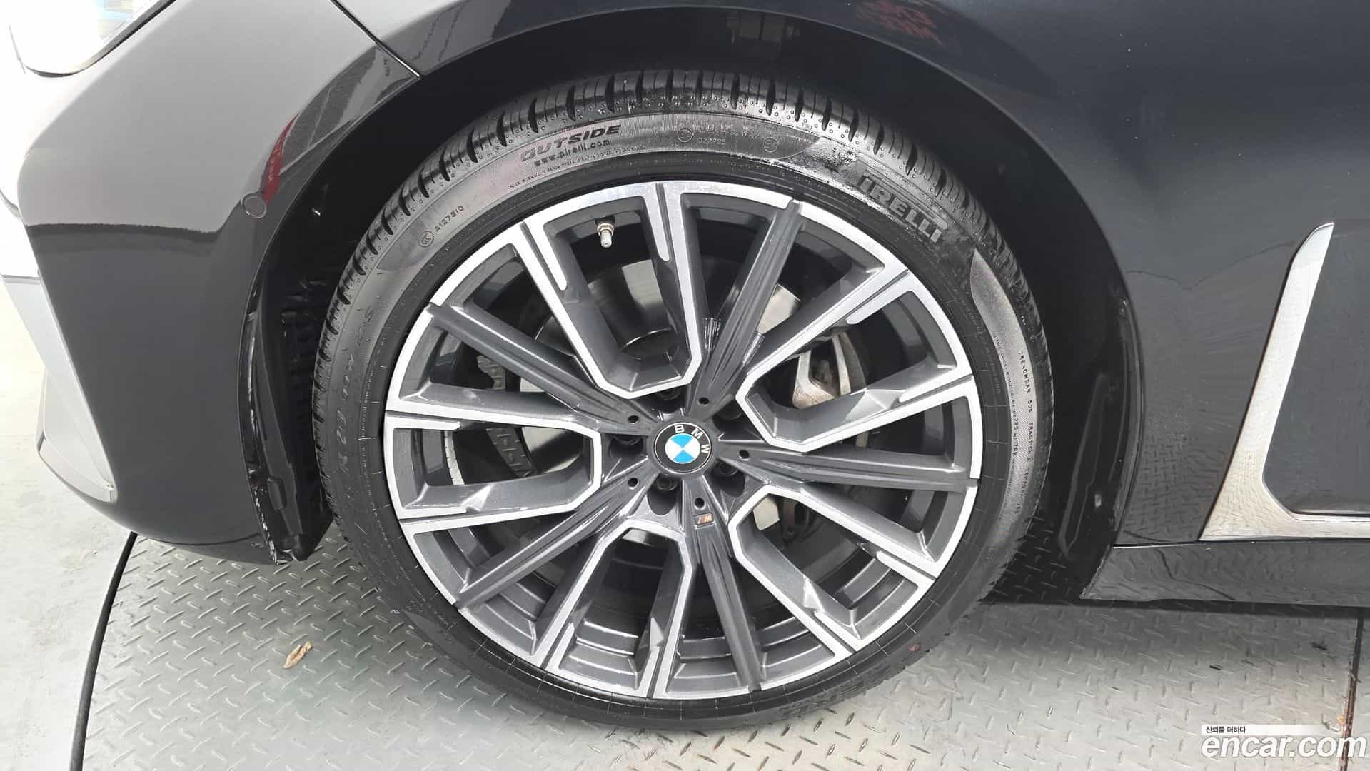 7-Series BMW 2022.4-OUTER-005