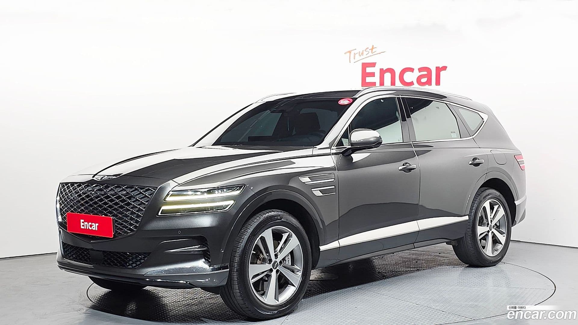 Main__Slider__Photo:GV80 Genesis 2023.8-0