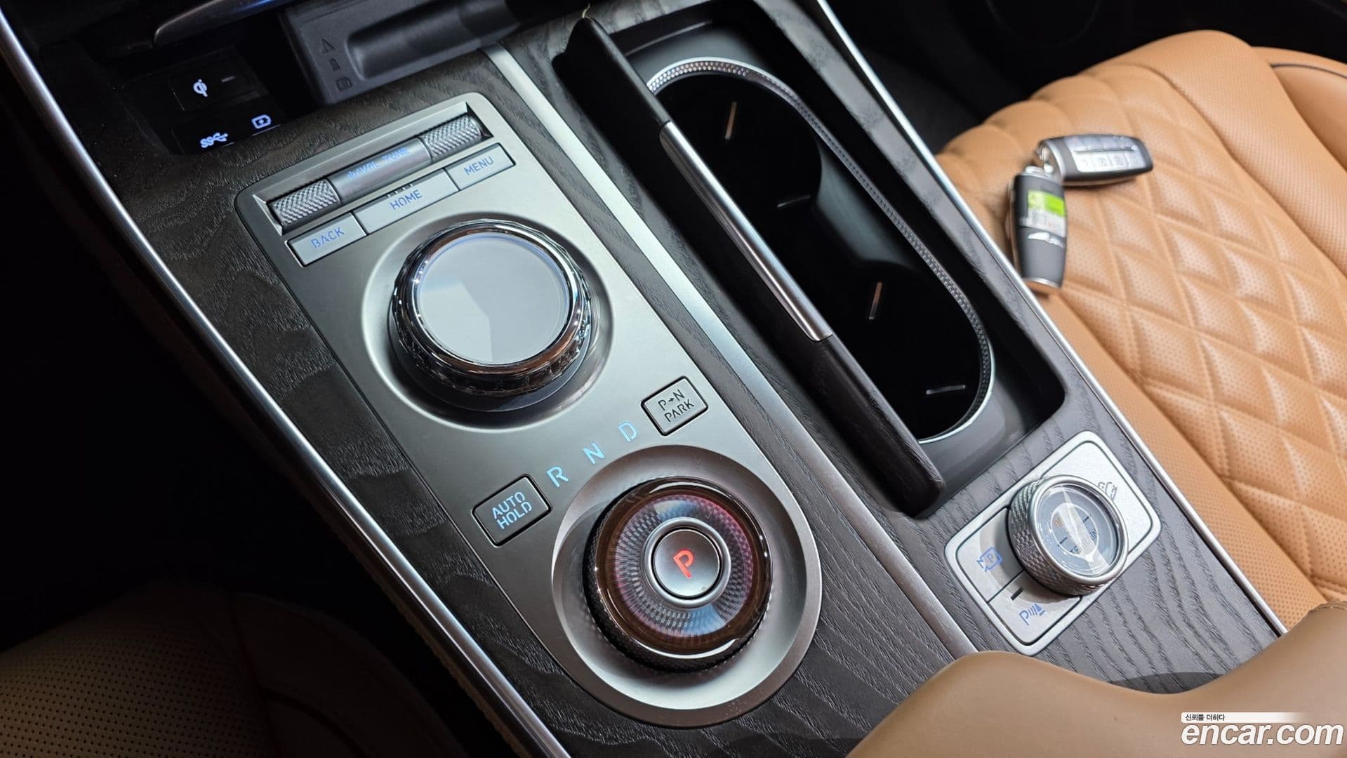 Main__Slider__Photo:GV80 Genesis 2023.8-8