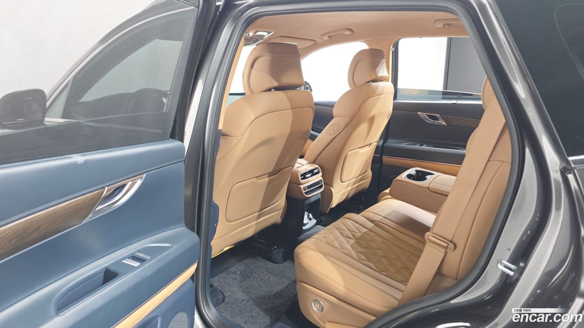 Main__Slider__Photo:GV80 Genesis 2023.8-16