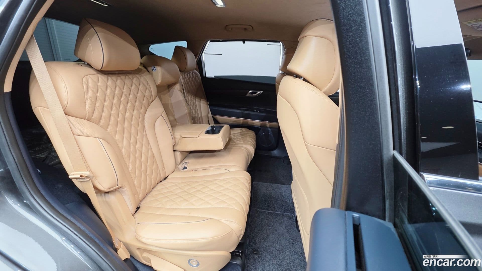 Main__Slider__Photo:GV80 Genesis 2023.8-18