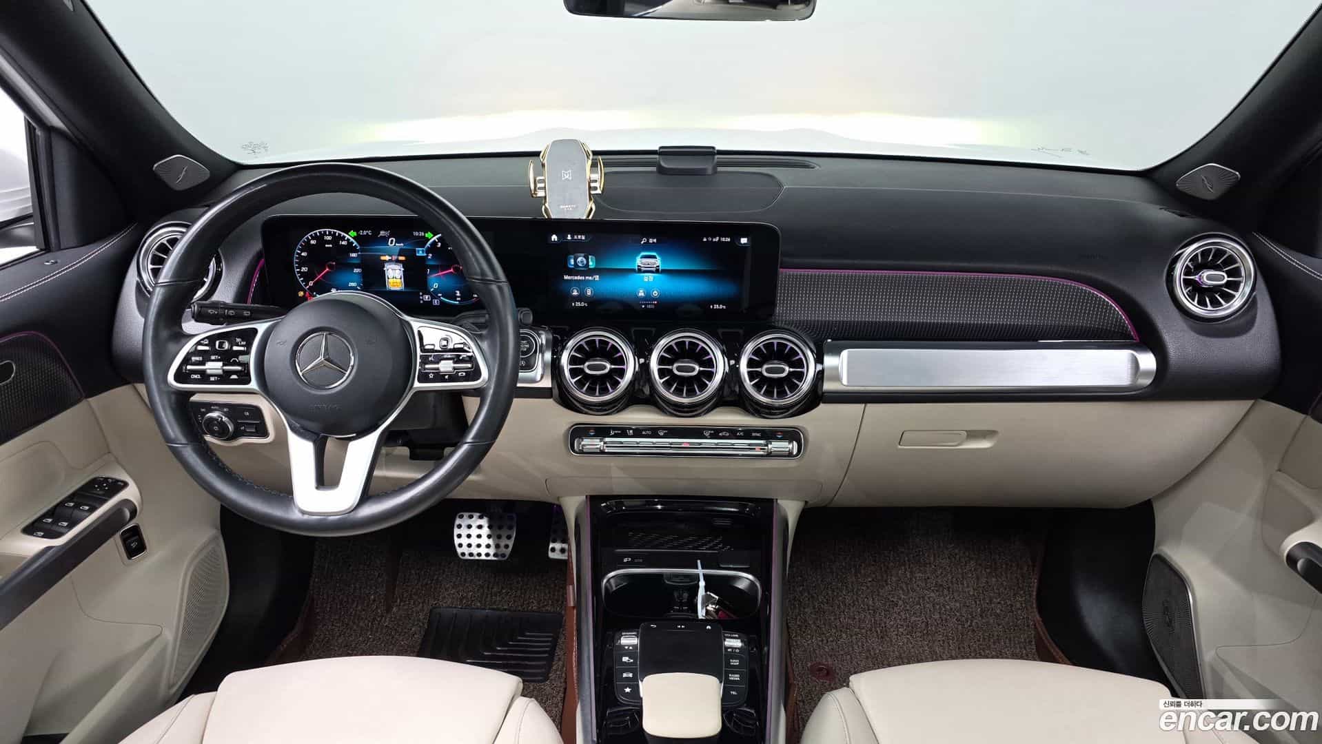 GLB-Class Mercedes-Benz 2021.3-INNER-007