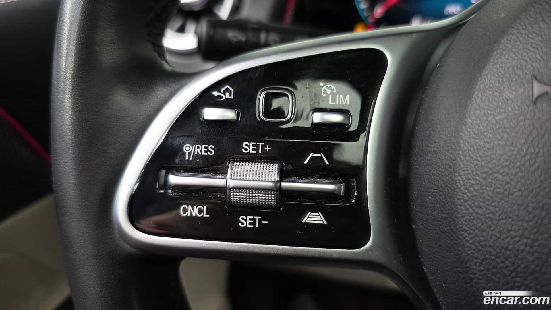 GLB-Class Mercedes-Benz 2021.3-OPTION-021