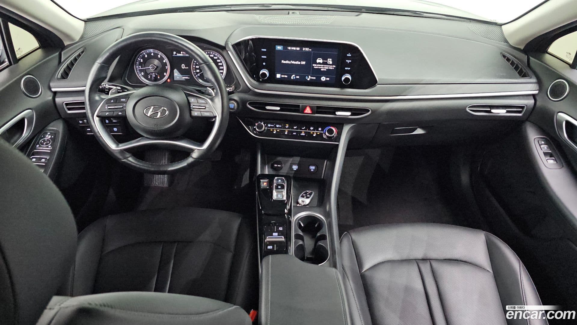 Main__Slider__Photo:Sonata Hyundai 2021.5-6