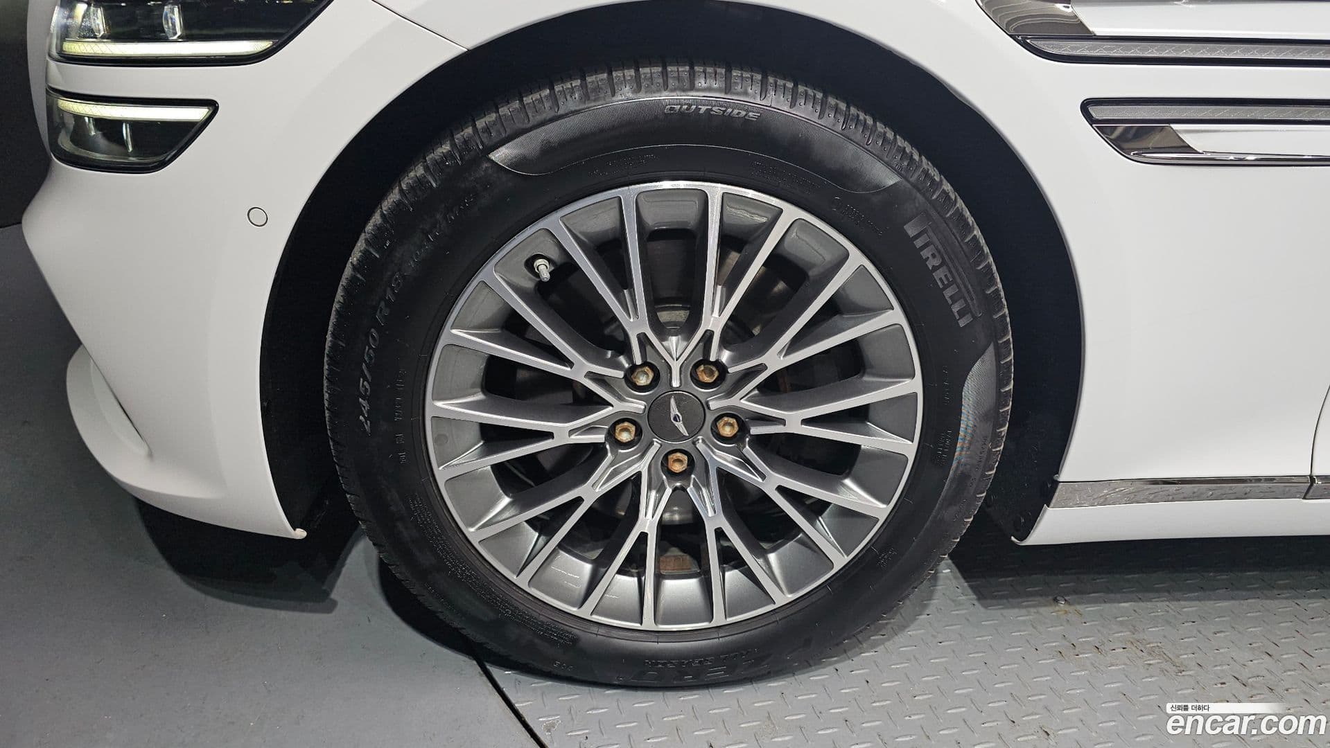 Main__Slider__Photo:G80 Genesis 2022.8-4