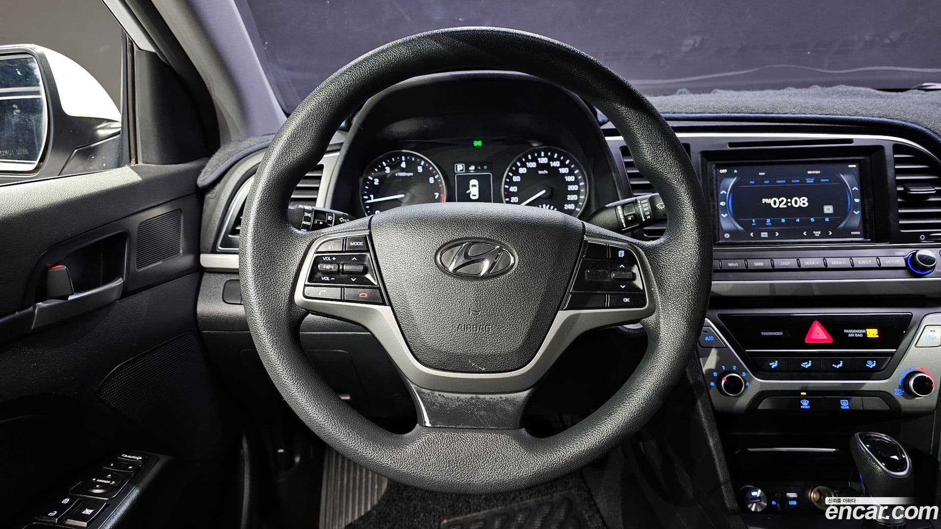 Main__Slider__Photo:AVANTE Hyundai 2017.3-12