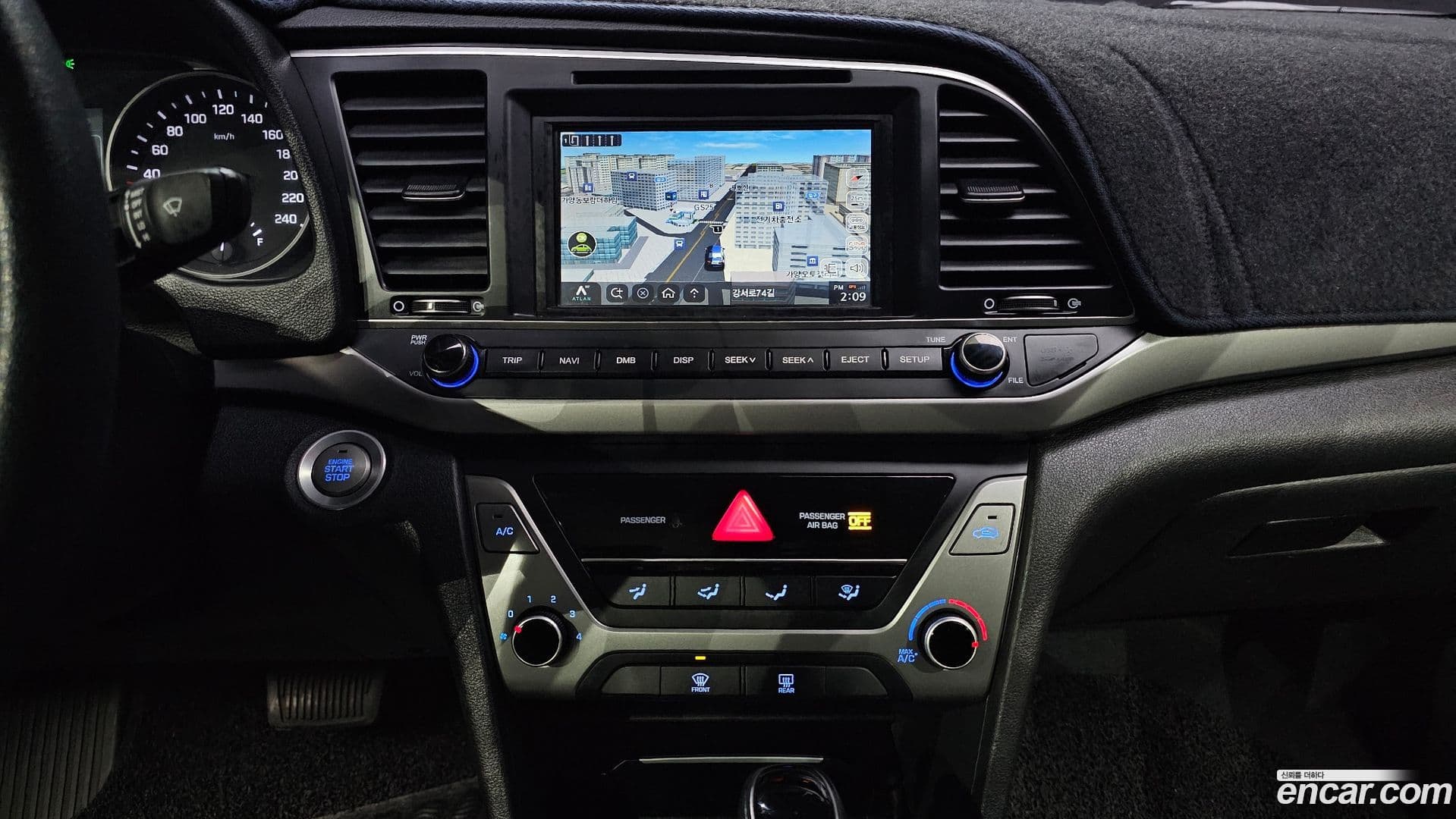 Main__Slider__Photo:AVANTE Hyundai 2017.3-13