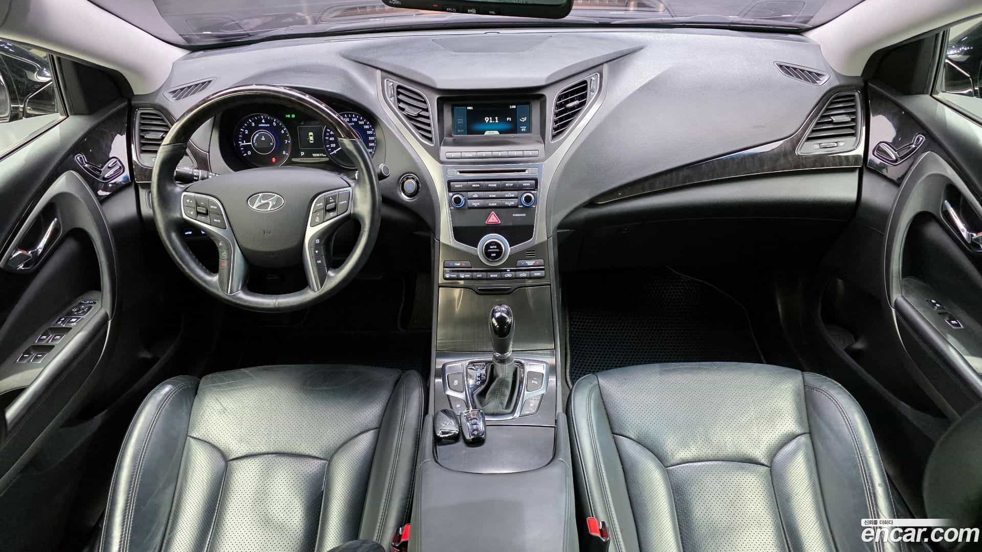 Grandeur Hyundai 2016.5-INNER-007