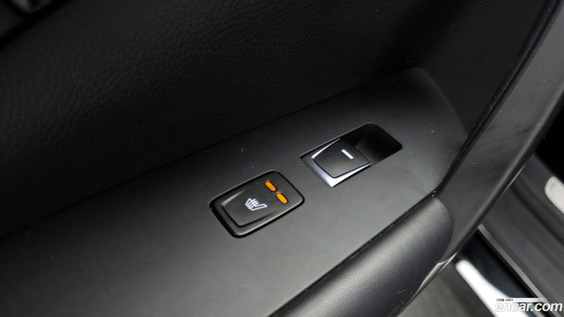 Main__Slider__Photo:Grandeur Hyundai 2016.5-16