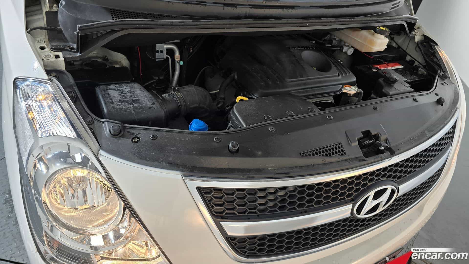 Starex Hyundai 2012.5-INNER-006