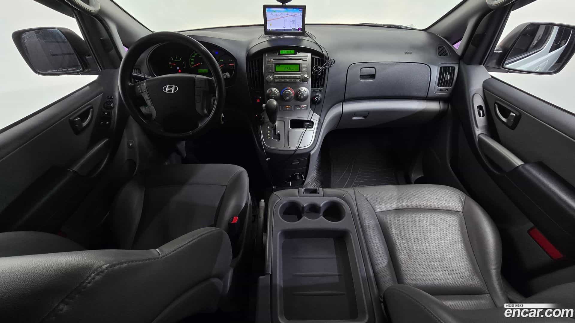 Starex Hyundai 2012.5-INNER-007