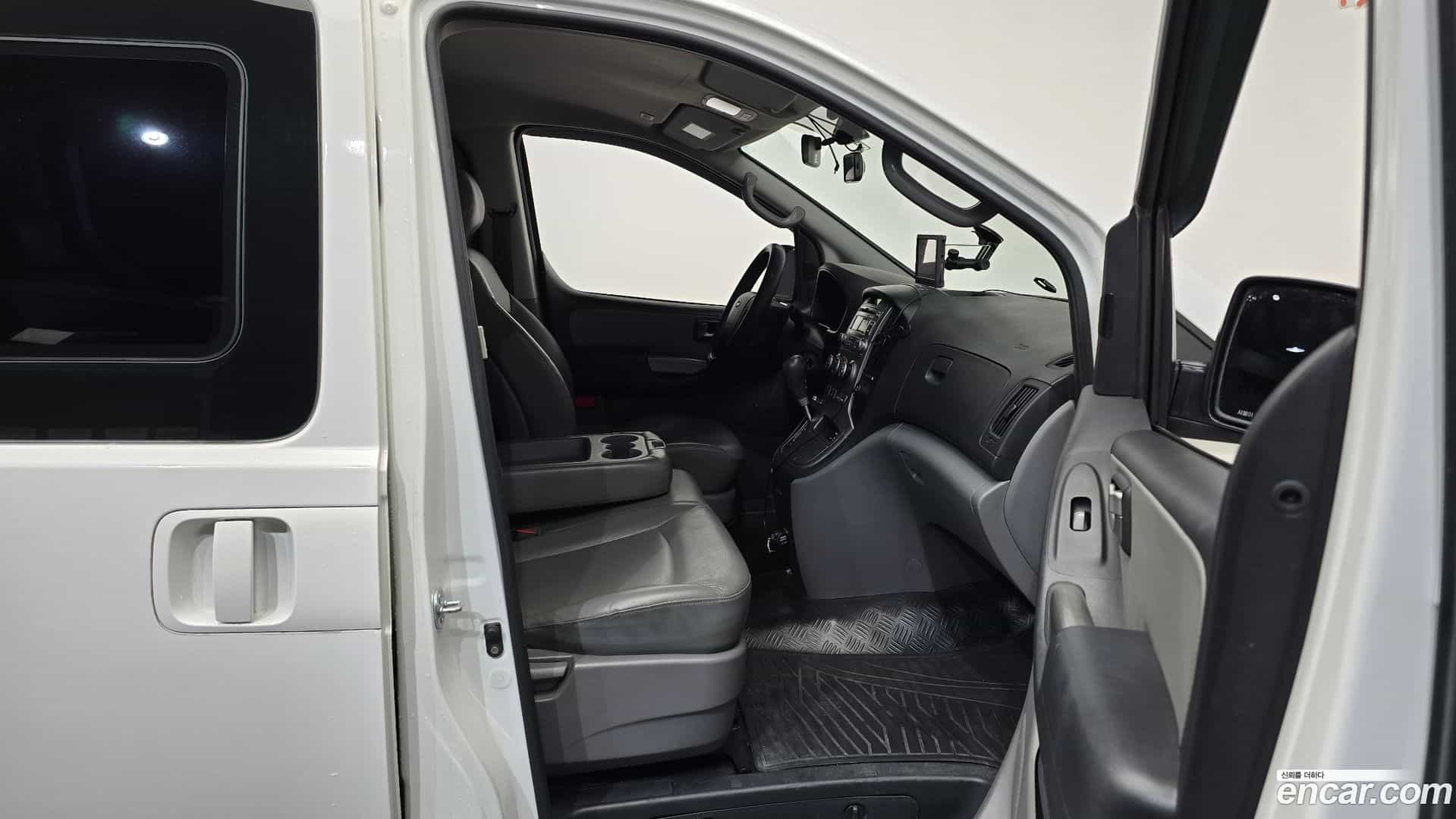 Starex Hyundai 2012.5-OPTION-015