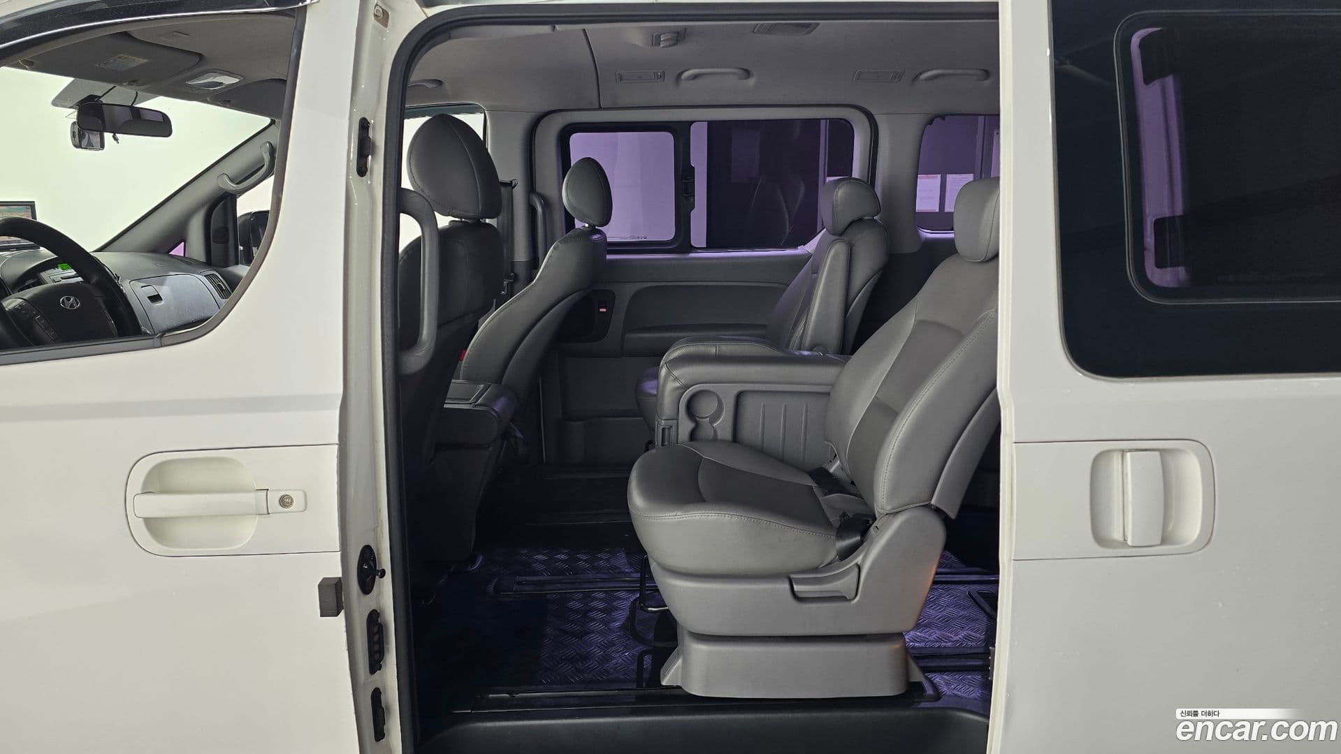 Main__Slider__Photo:Starex Hyundai 2012.5-11