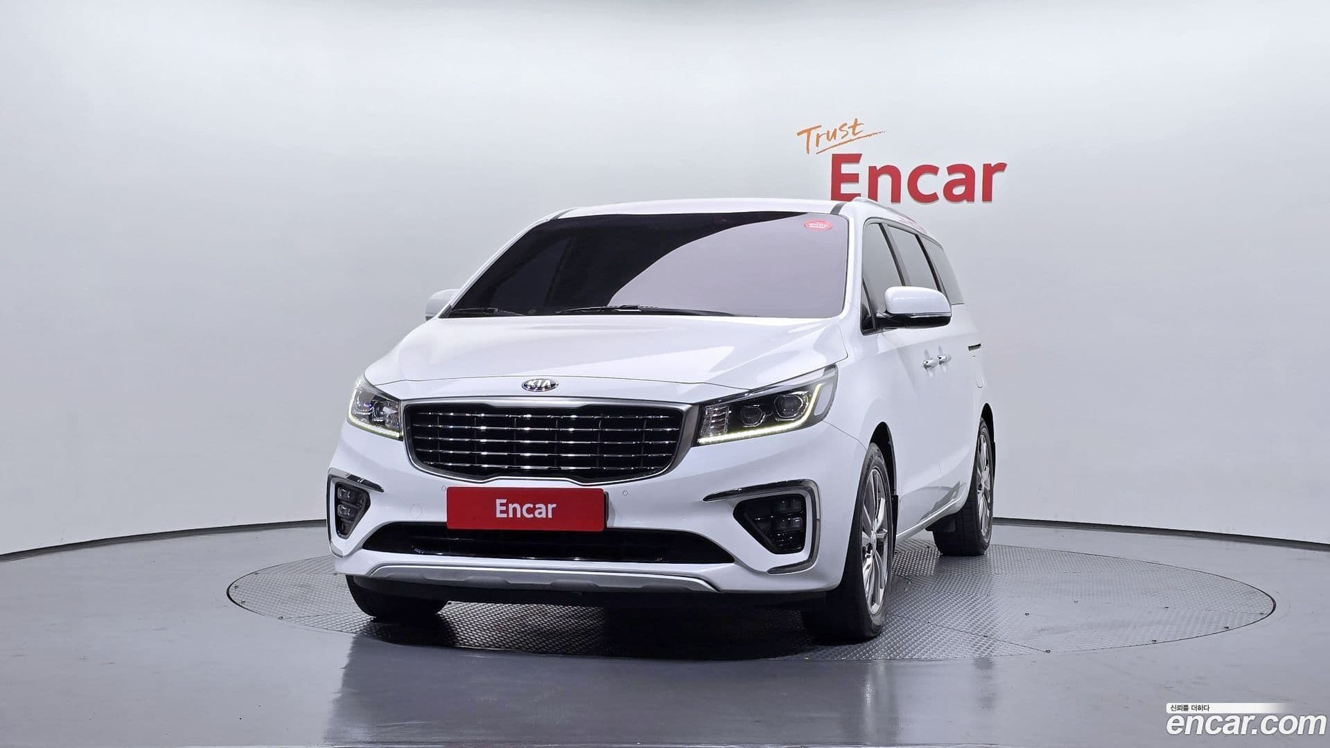 Main__Slider__Photo:Canival Kia 2018.3-2