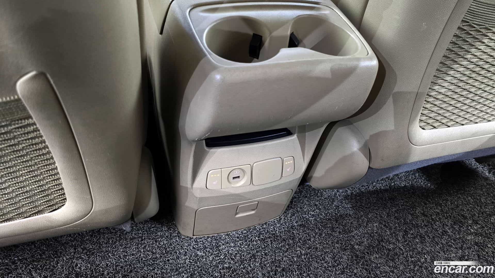 Canival Kia 2018.3-OPTION-021