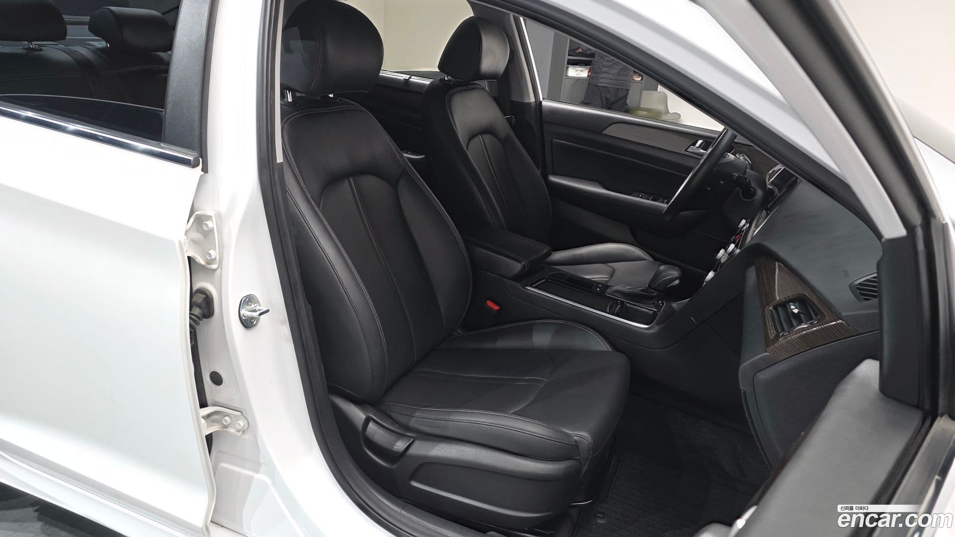 Main__Slider__Photo:Sonata Hyundai 2017.11-9