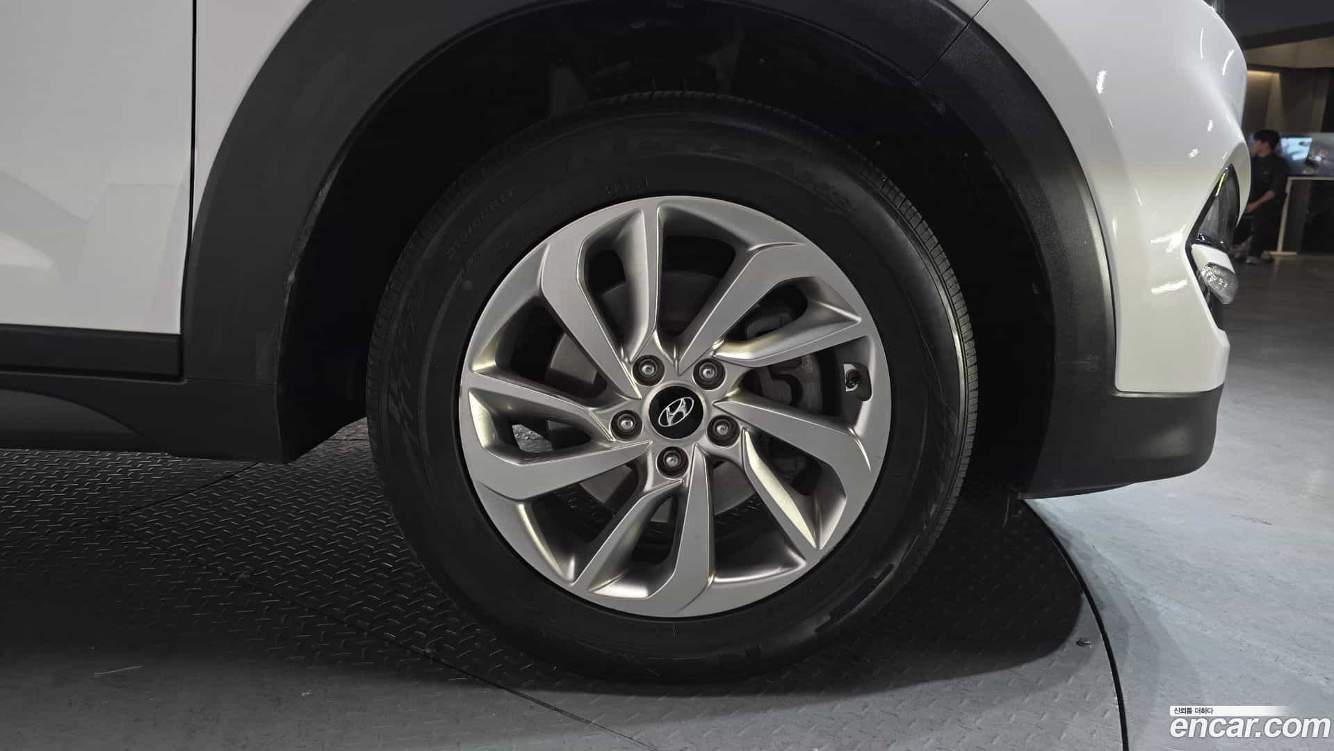 Tucson Hyundai 2017.5-OUTER-005