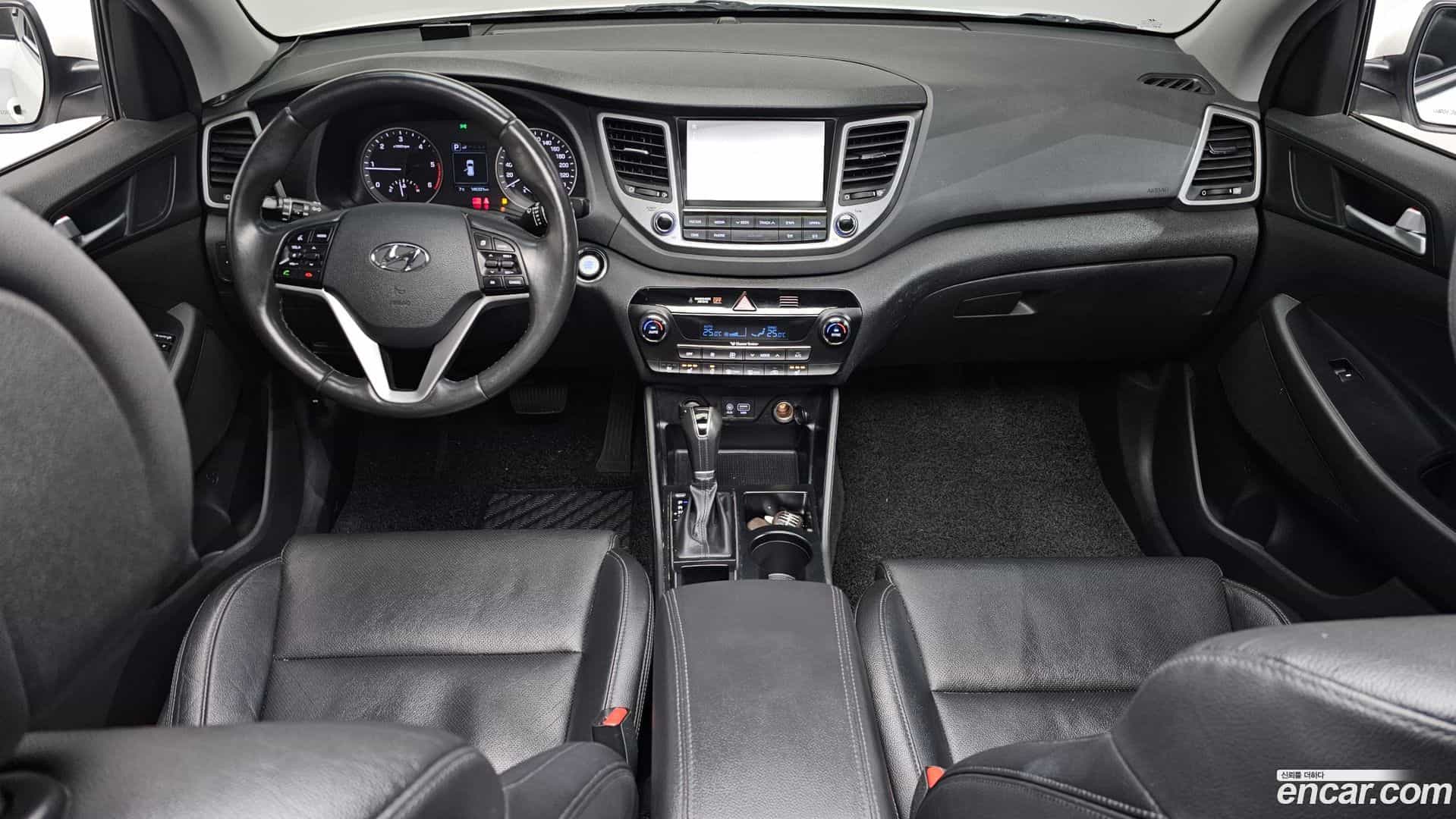 Tucson Hyundai 2017.5-INNER-007