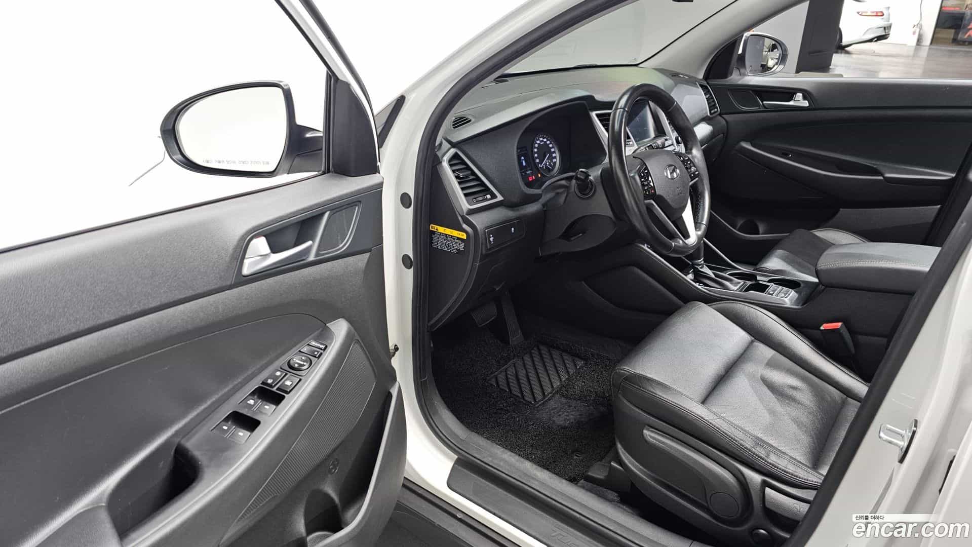 Tucson Hyundai 2017.5-OPTION-015