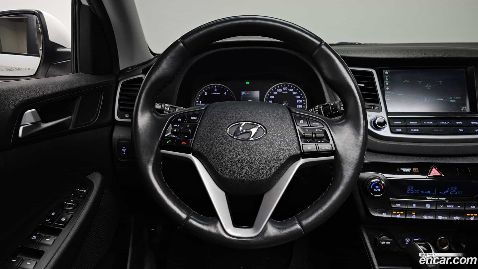 Tucson Hyundai 2017.5-OPTION-017