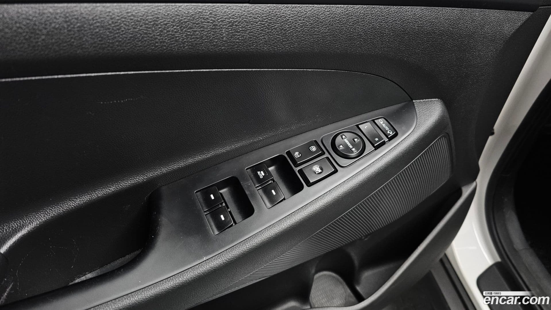 Main__Slider__Photo:Tucson Hyundai 2017.5-16