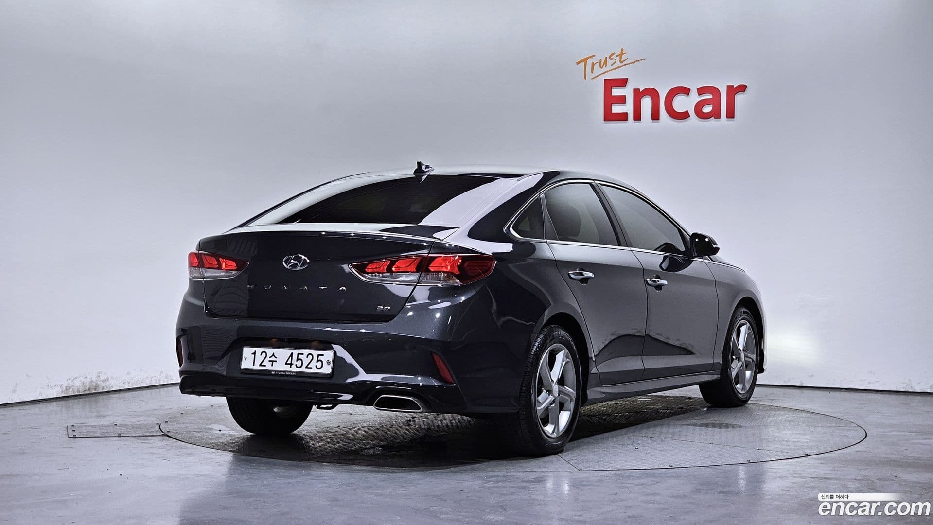 Main__Slider__Photo:Sonata Hyundai 2019.1-1