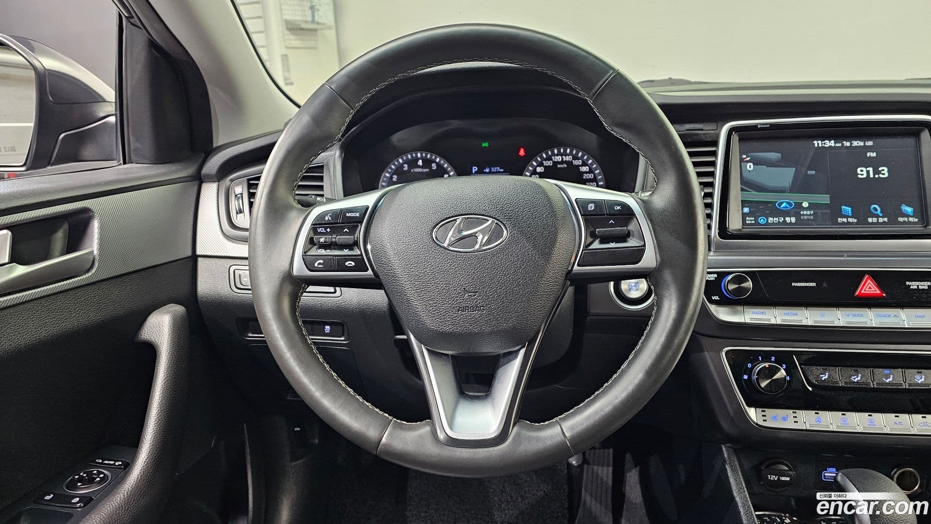 Main__Slider__Photo:Sonata Hyundai 2019.1-12