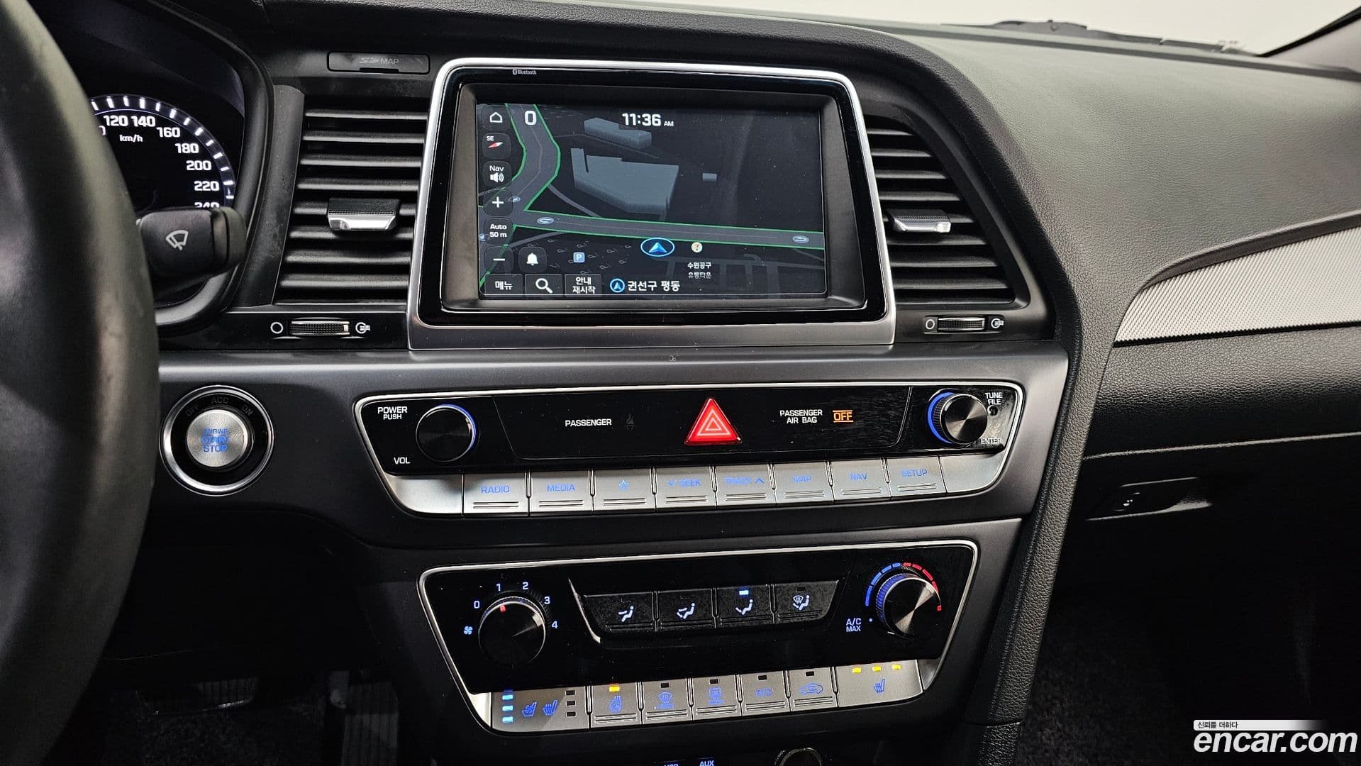 Main__Slider__Photo:Sonata Hyundai 2019.1-13