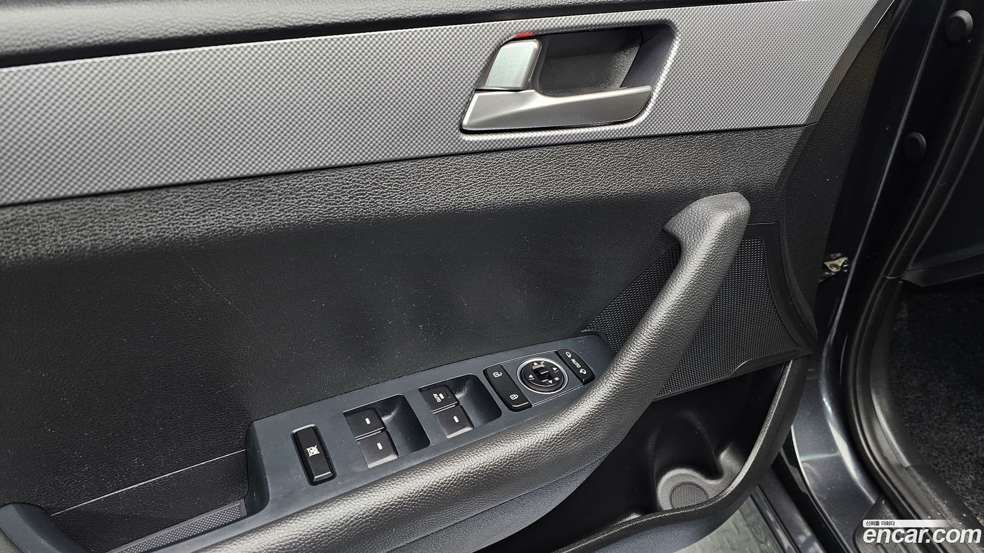 Main__Slider__Photo:Sonata Hyundai 2019.1-15