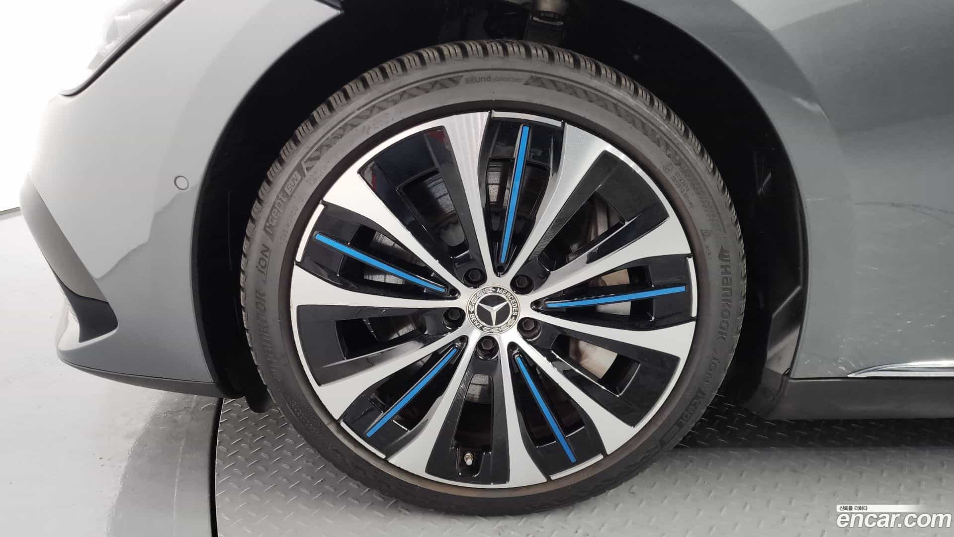 EQE Mercedes-Benz 2022.9-OUTER-005