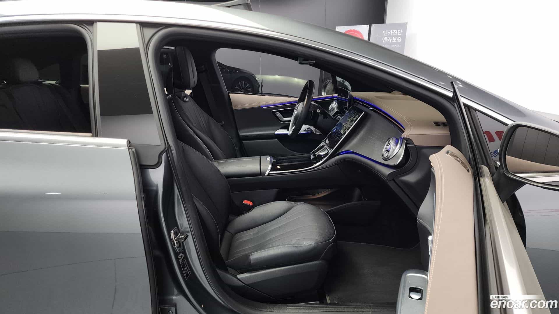 EQE Mercedes-Benz 2022.9-INNER-010