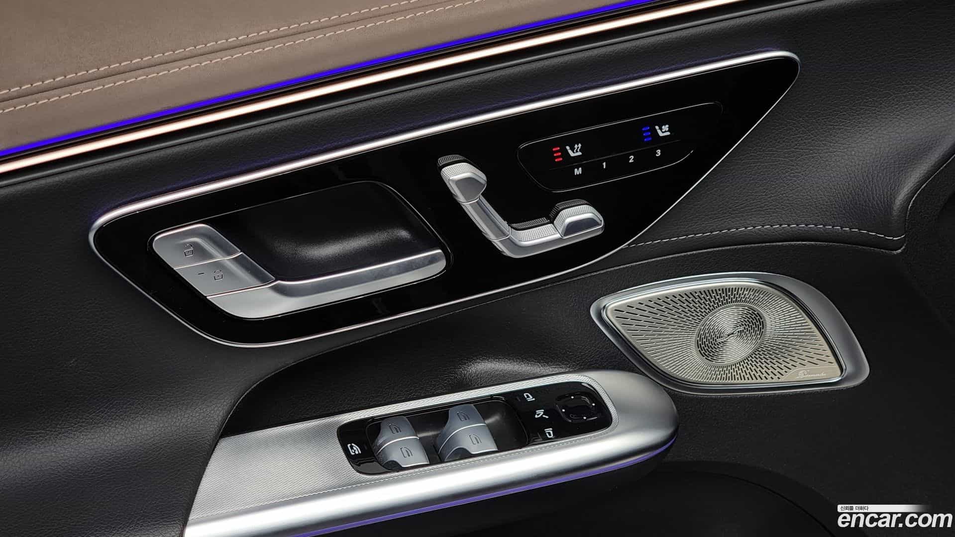 EQE Mercedes-Benz 2022.9-OPTION-017