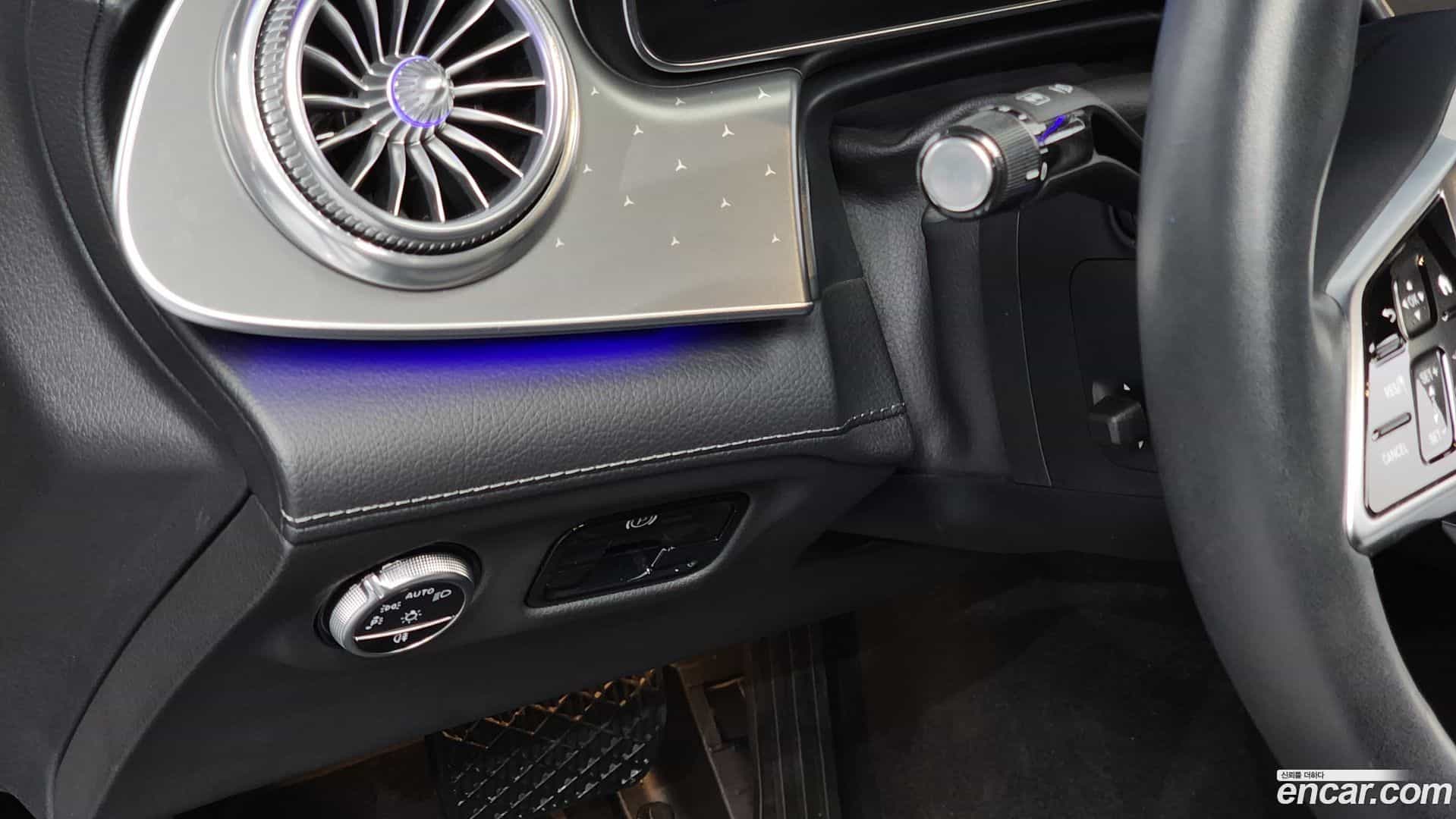 EQE Mercedes-Benz 2022.9-OPTION-018