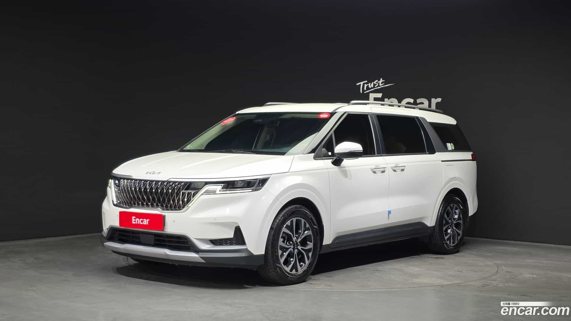 Canival Kia 2022.11-OUTER-001