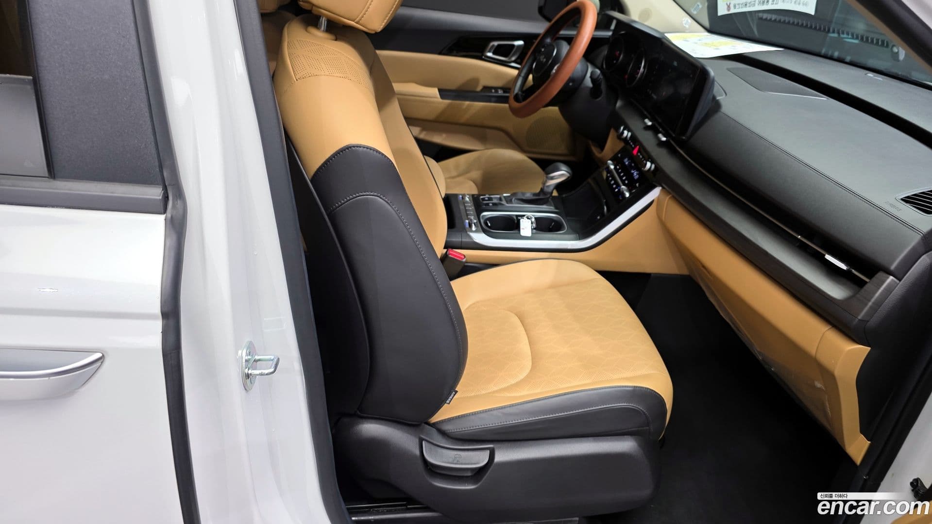 Main__Slider__Photo:Canival Kia 2022.11-11