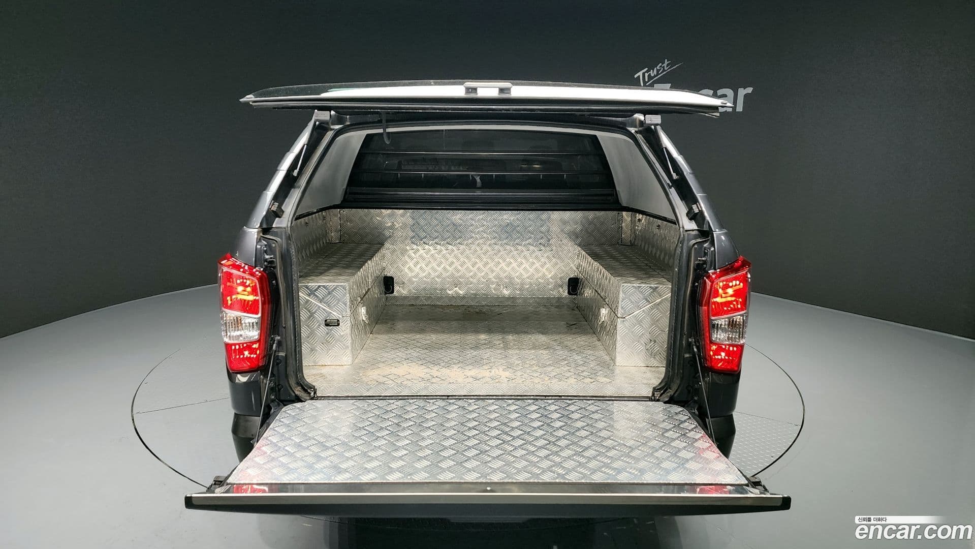 Main__Slider__Photo:Rexton KG_Mobility_Ssangyong 2020.3-18