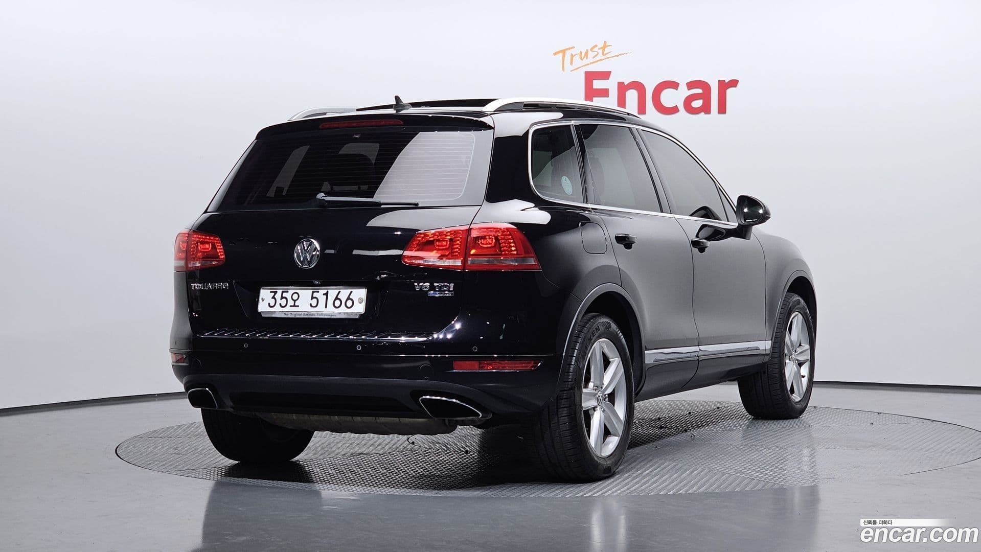 Main__Slider__Photo:Touareg Volkswagen 2014.7-1