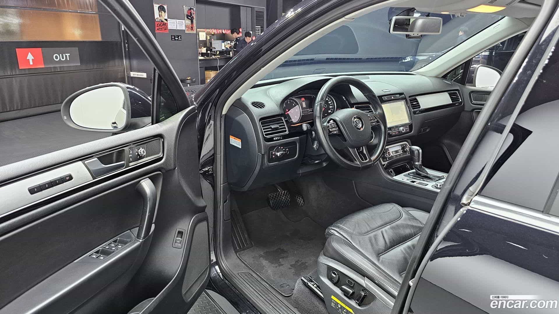 Touareg Volkswagen 2014.7-OPTION-015