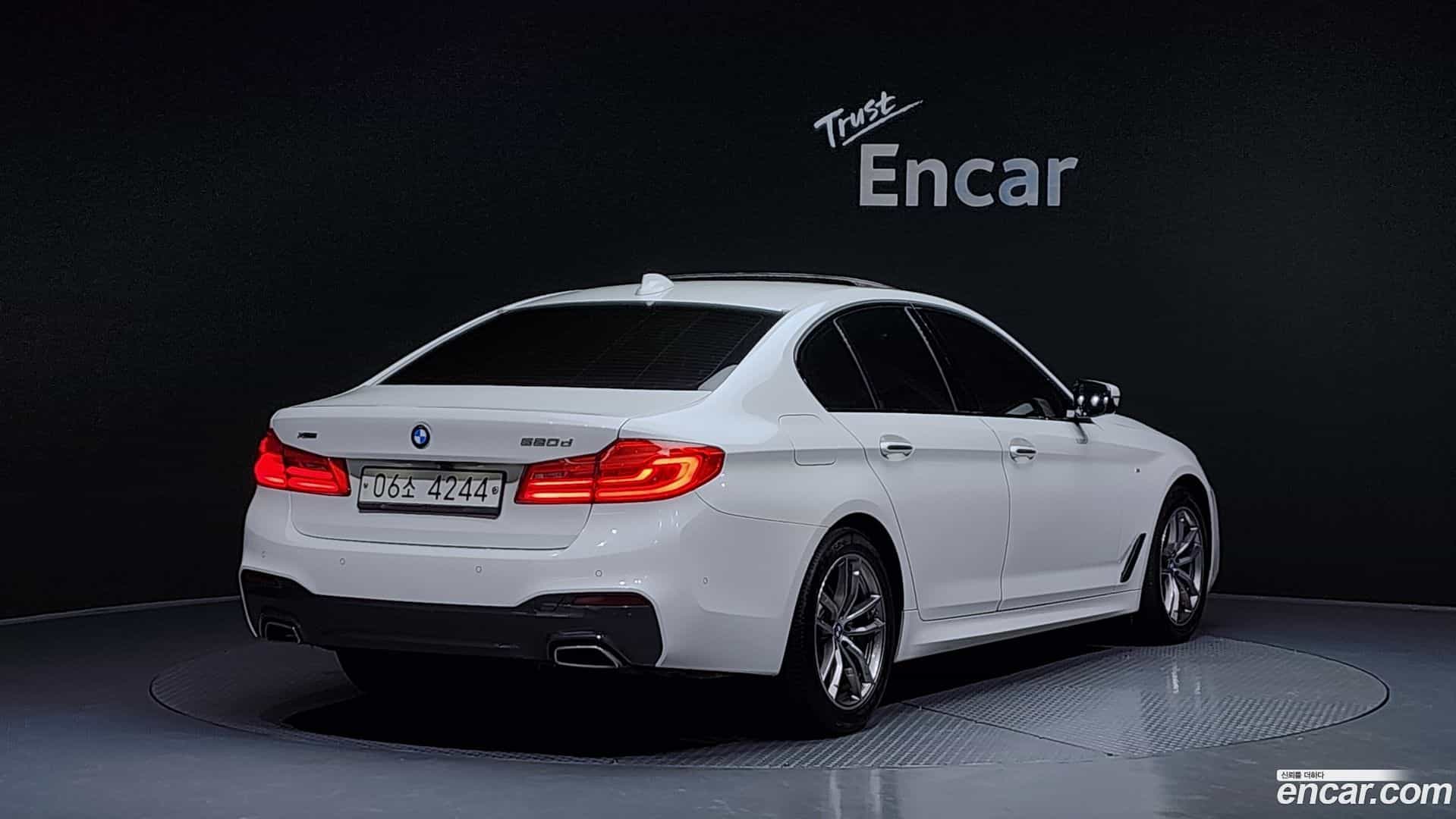 5-Series BMW 2017.8-OUTER-002