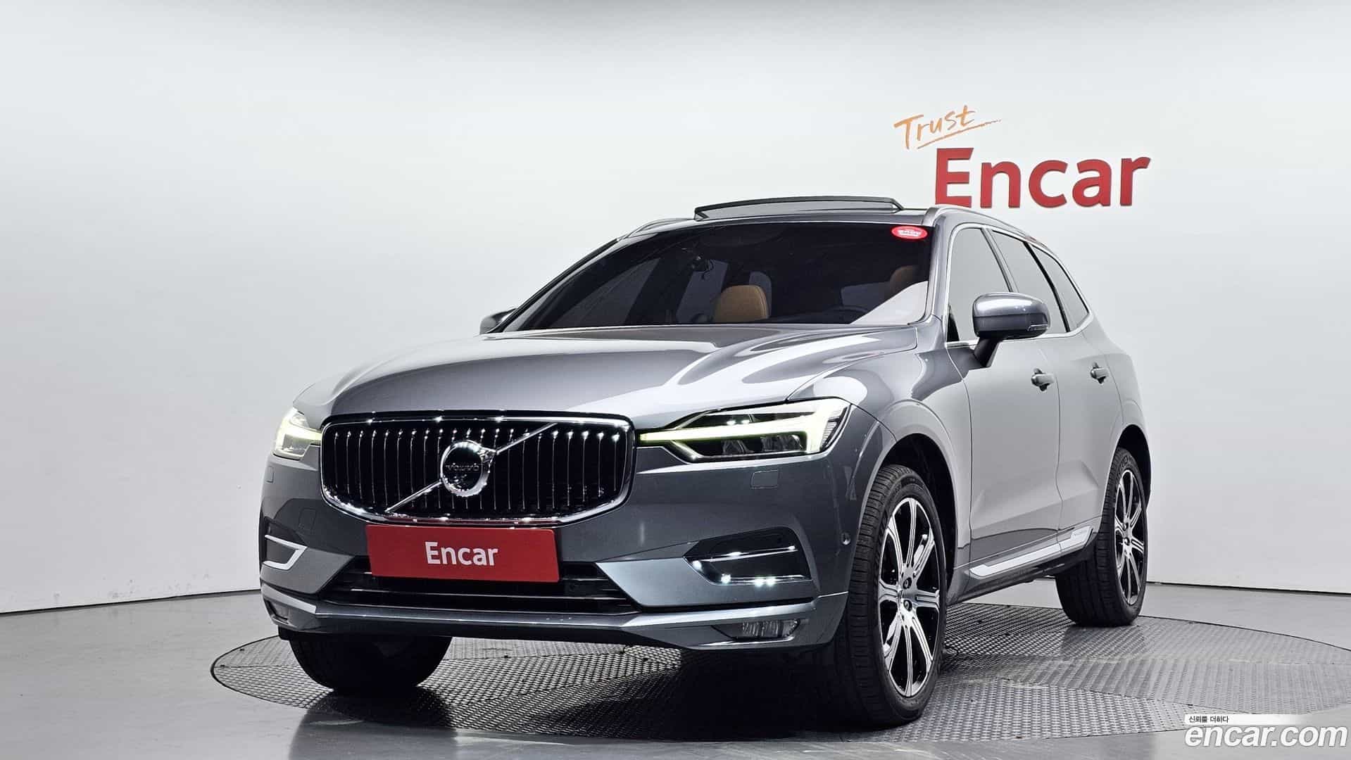 XC60 Volvo 2018.9-OUTER-001