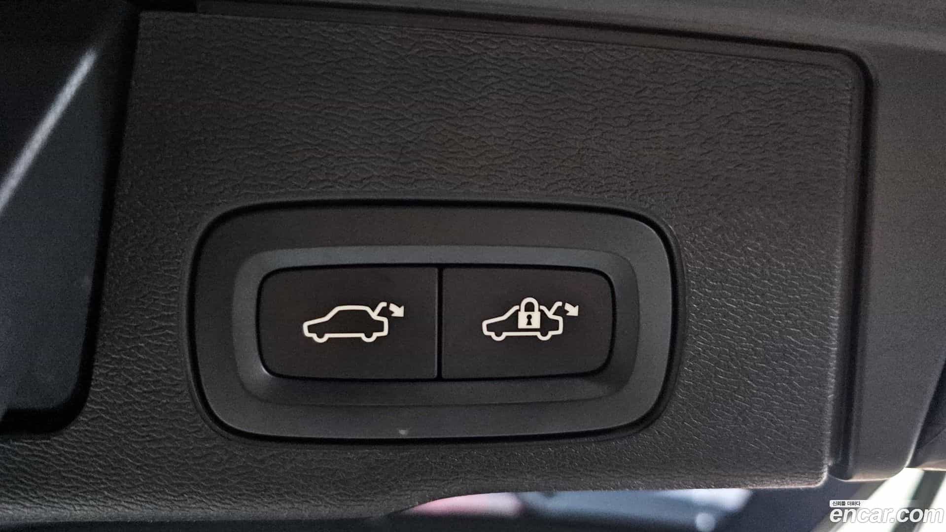 XC60 Volvo 2018.9-OPTION-024