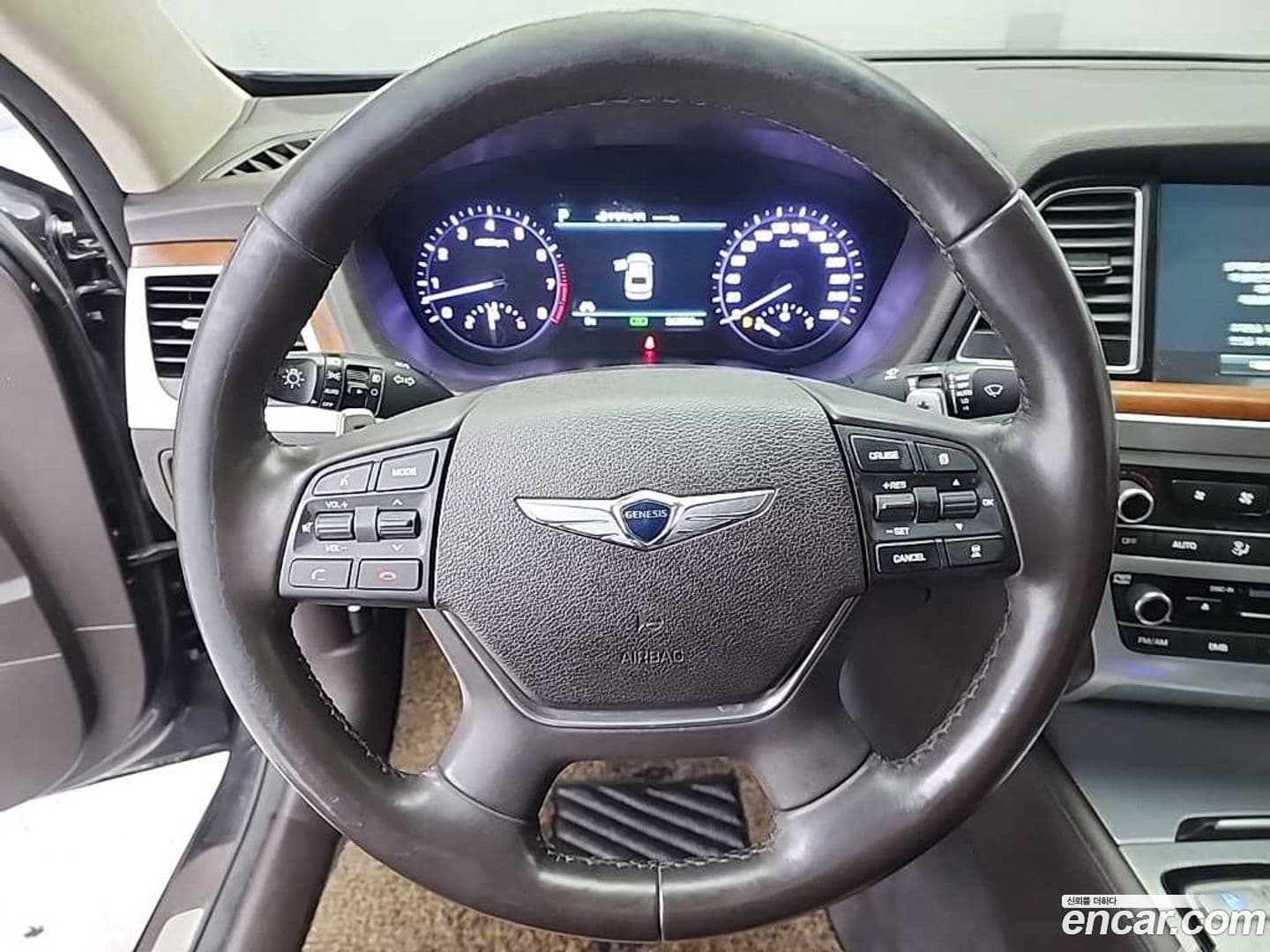 Main__Slider__Photo:G80 Genesis 2017.8-8