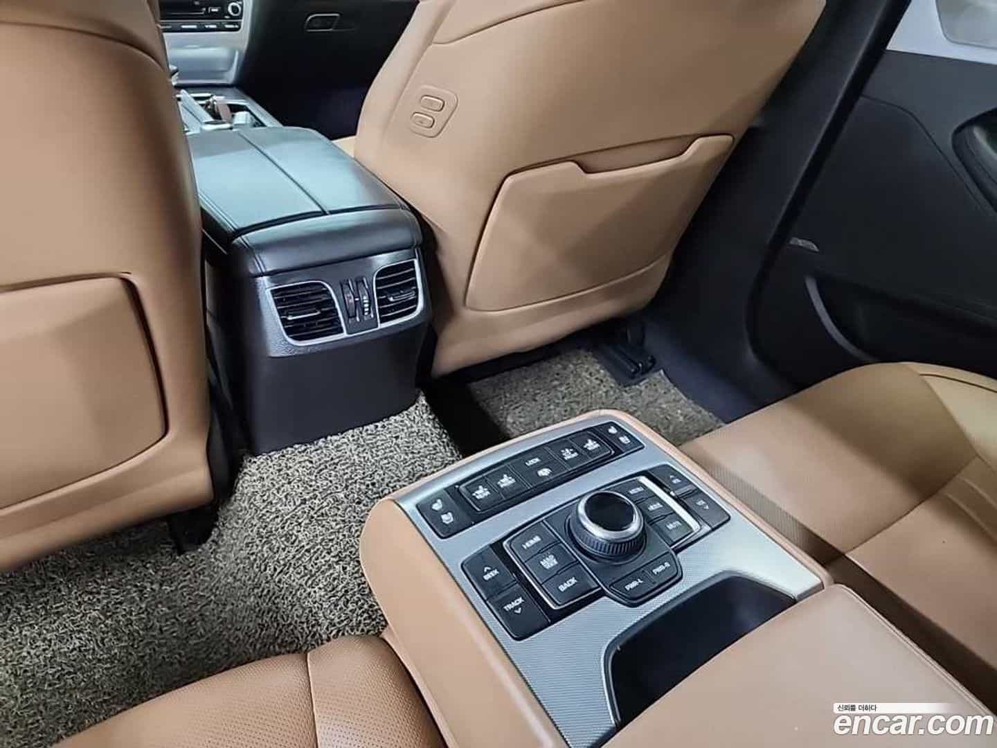 G80 Genesis 2017.8-OPTION-017