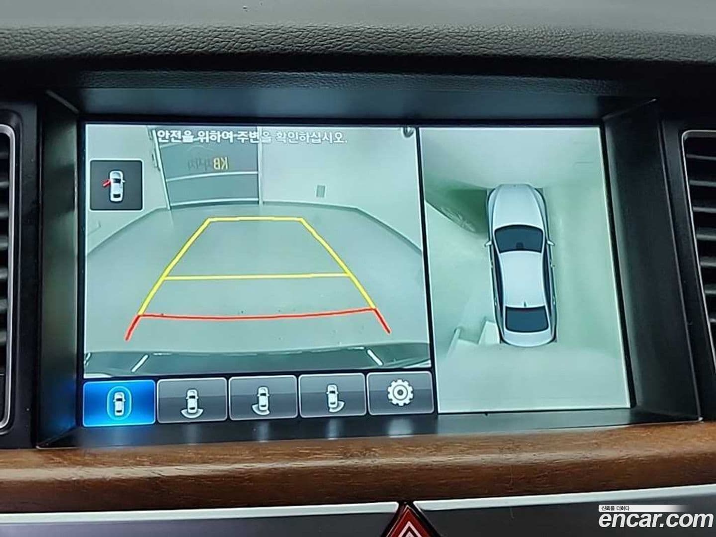 Main__Slider__Photo:G80 Genesis 2017.8-15