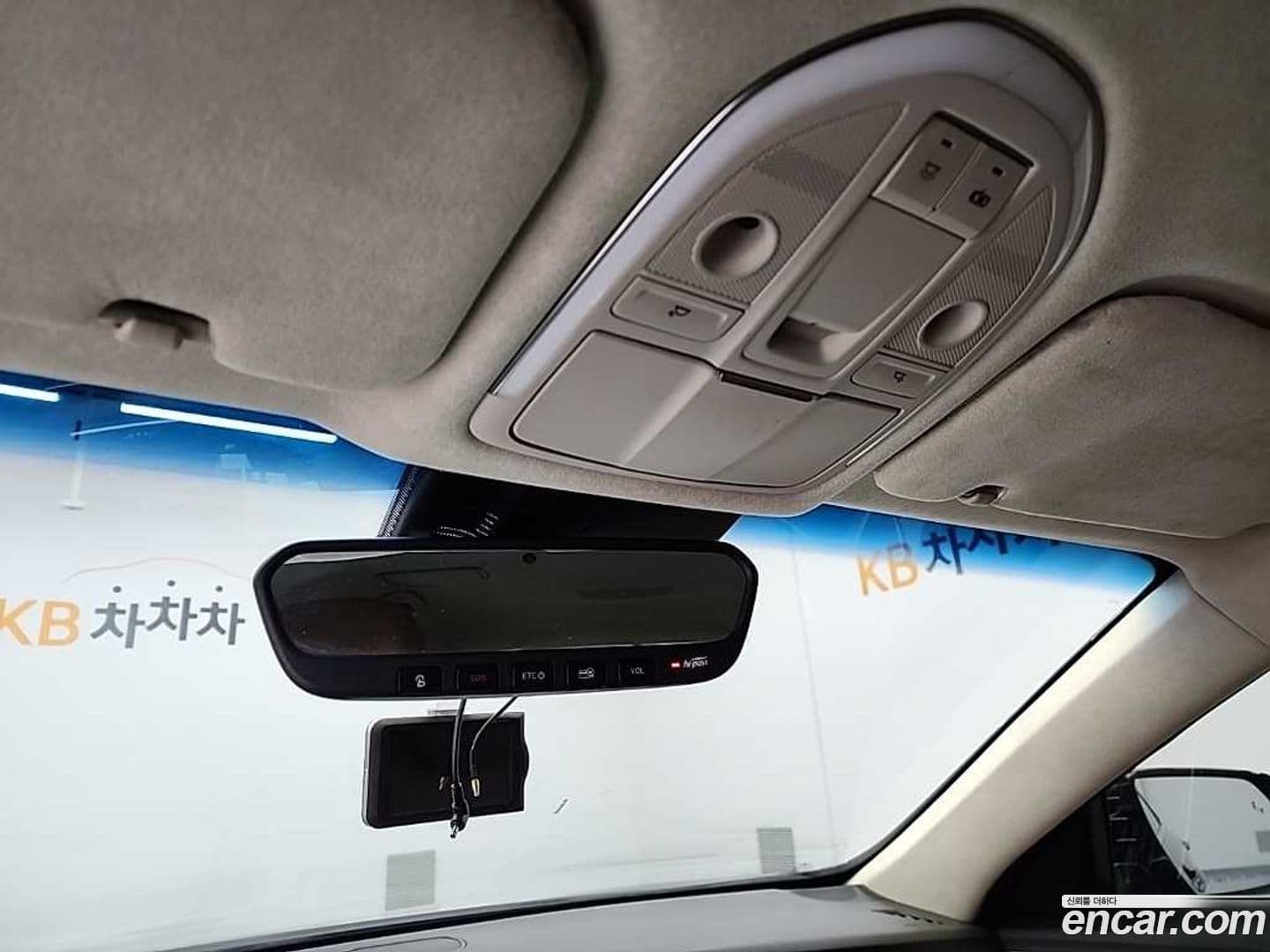 Main__Slider__Photo:G80 Genesis 2017.8-16