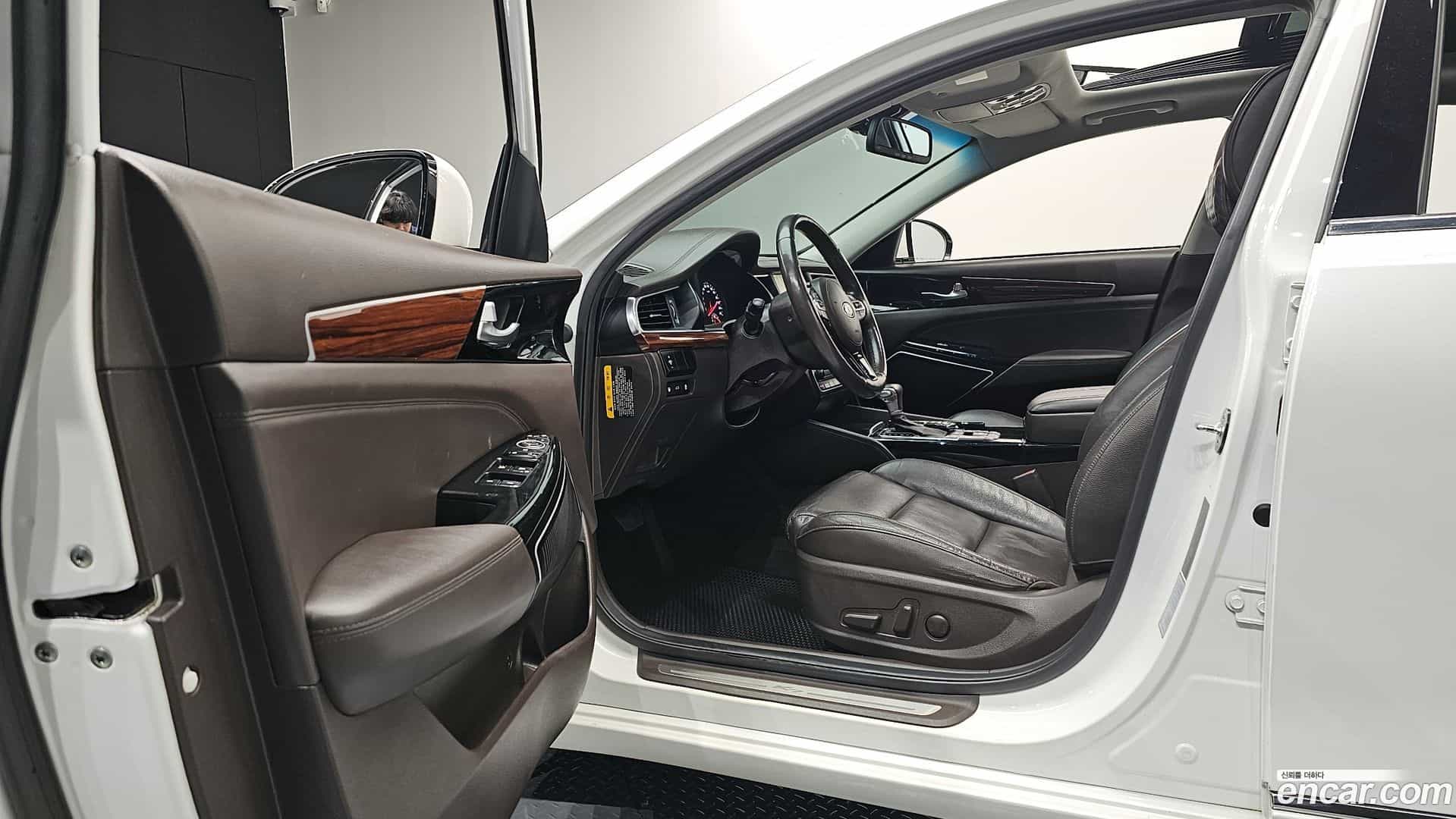 K7 Kia 2017.0-INNER-010