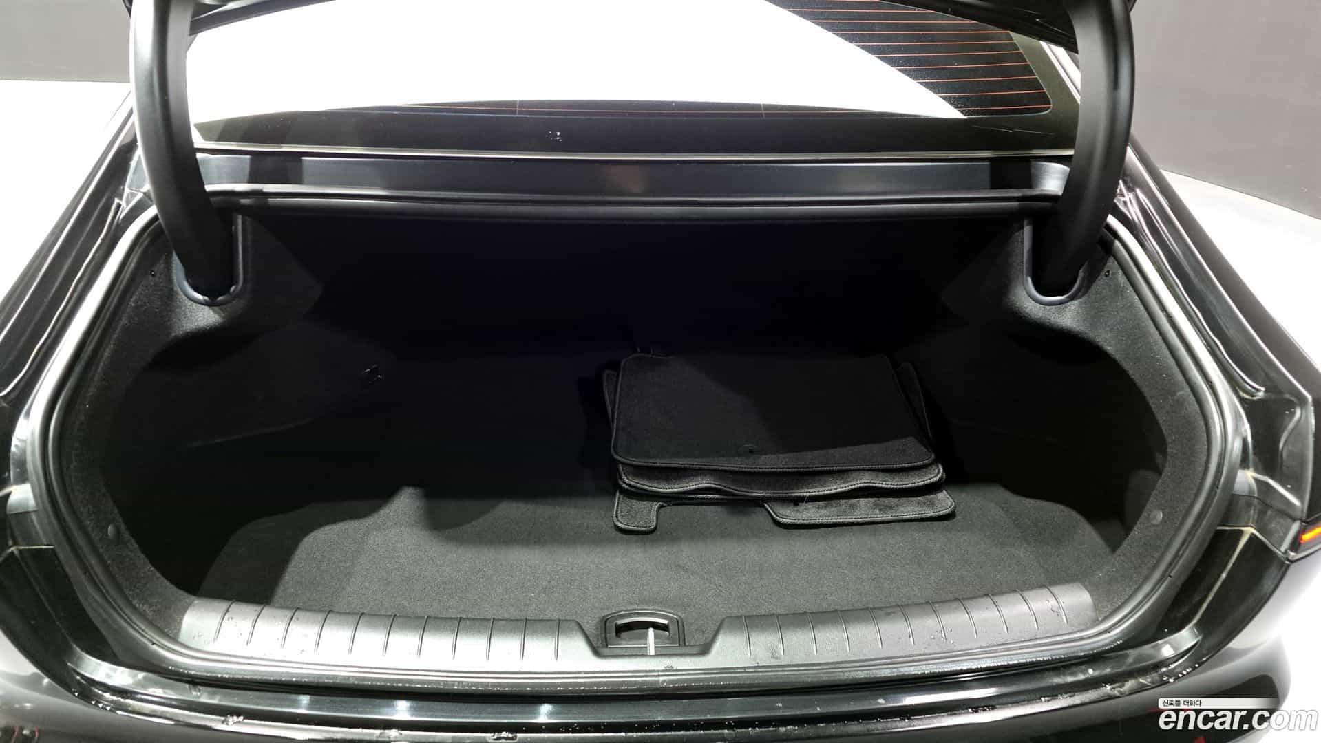 Grandeur Hyundai 2023.5-OPTION-024